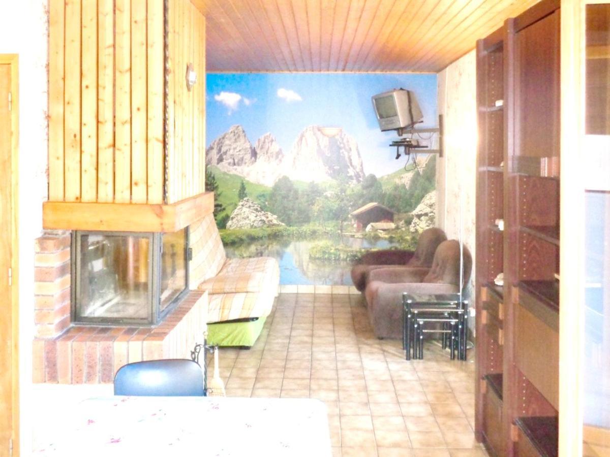 Chalet Charmant A Saint-Gerons Avec Piscine Partagee Exterior photo