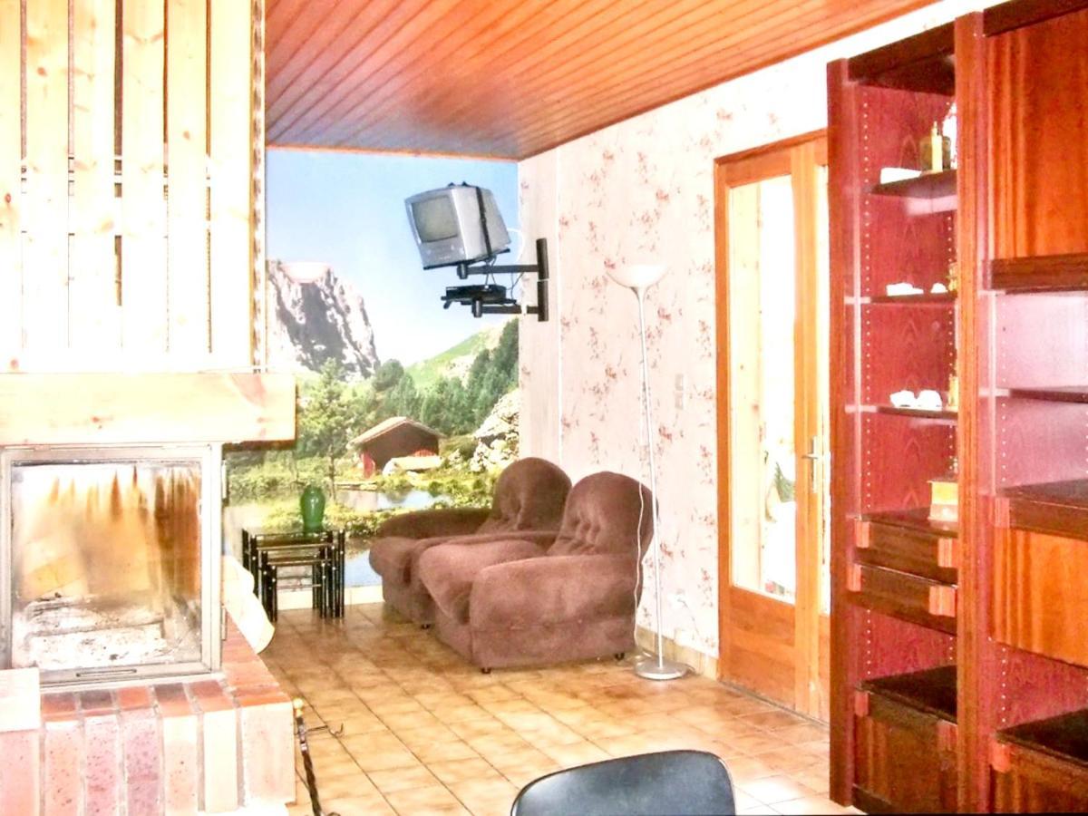 Chalet Charmant A Saint-Gerons Avec Piscine Partagee Exterior photo