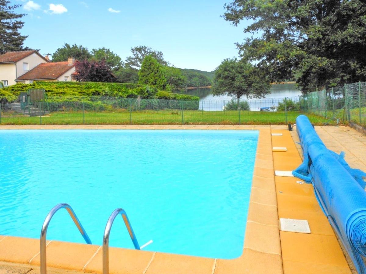 Chalet Charmant A Saint-Gerons Avec Piscine Partagee Exterior photo